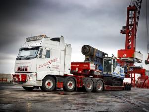 Volvo FH16 700 8x4 2009 года